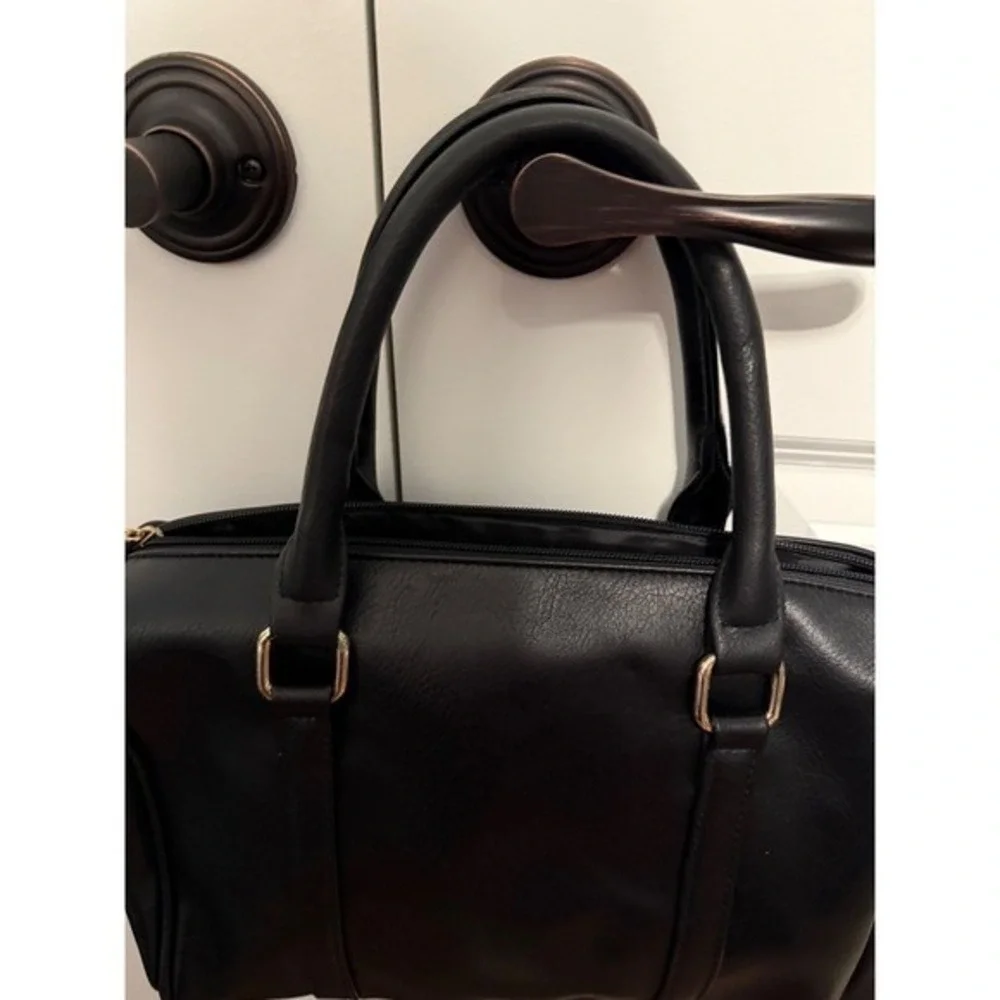 BENOSS MILAN Black Faux Leather Satchel Handbag‎ Gold Tone Hardware